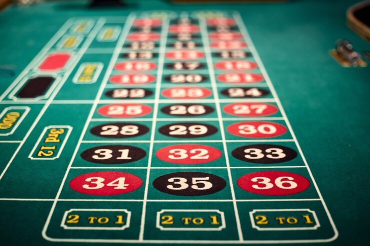 spbutoto slot platform interface showing sportsbook, live dealer and slots categories